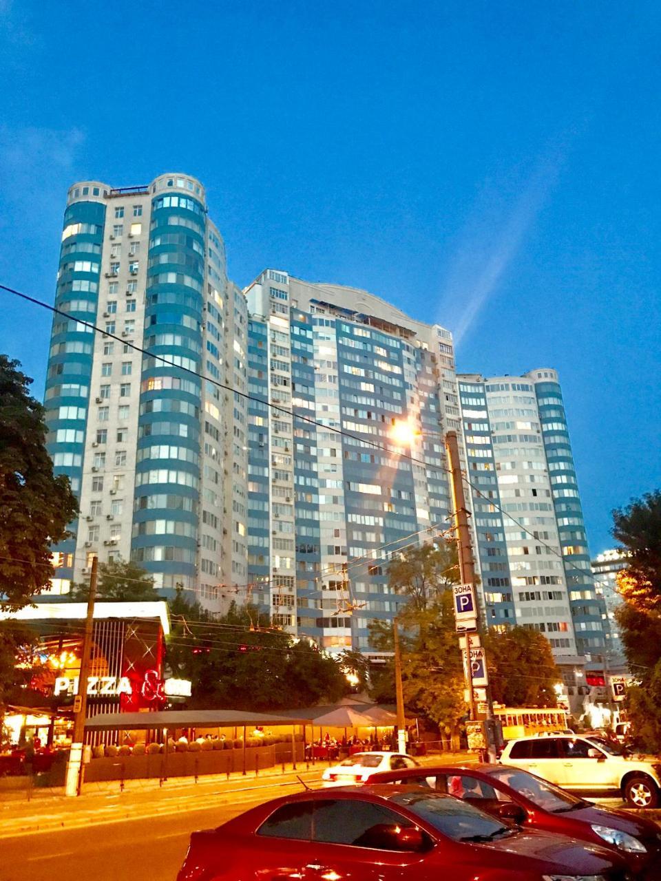 Apartment Henuezka 5 Odessa Dış mekan fotoğraf